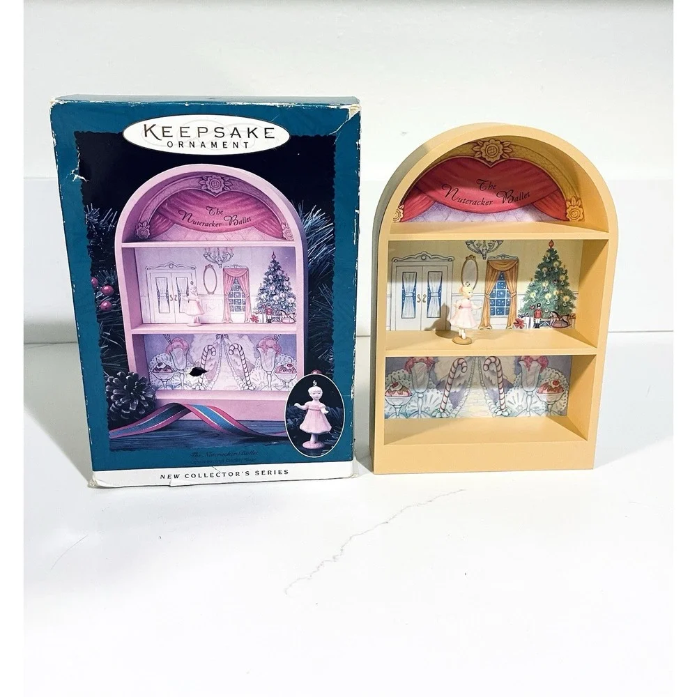 Hallmark The‎ Nutcracker Ballet House/Display Stage Keepsake Ornament 1996